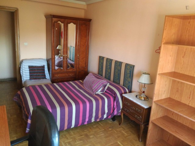 Spain furnished Room in Castilla y Leon, Salamanca