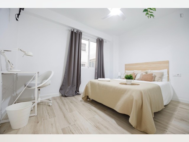 Spain furnished Room in Valencia, Valencia