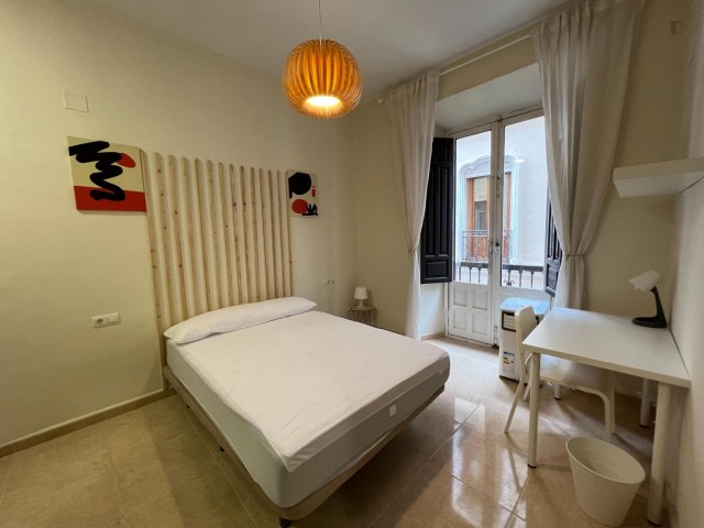 Spain furnished Room in Andalucia, Granada