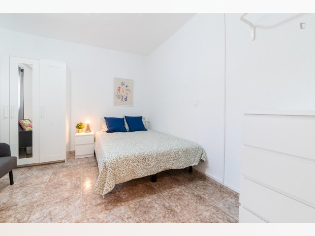 Spain furnished Room in Valencia, Valencia