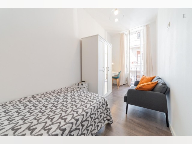 Spain furnished Room in Valencia, Valencia