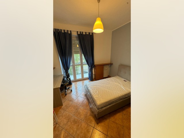 Italy furnished Room in Piedmont, Turin