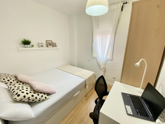 Spain furnished Room in Madrid, Madrid