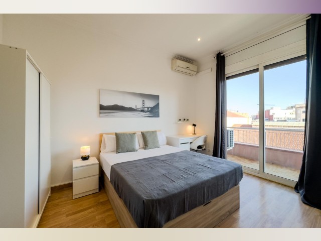 Spain furnished Room in Catalonia, Barcelona