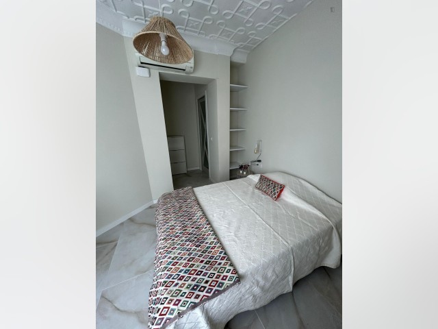 Spain furnished Room in Valencia, Valencia