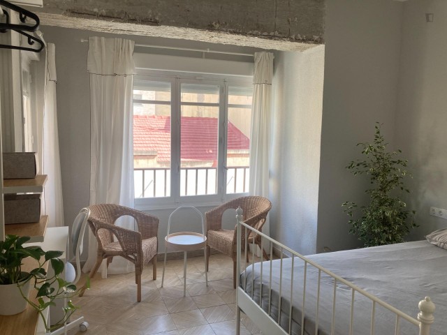 Spain furnished Room in Valencia, Alicante