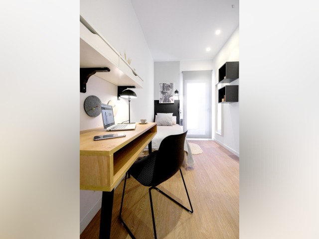 Spain furnished Room in Valencia, Valencia