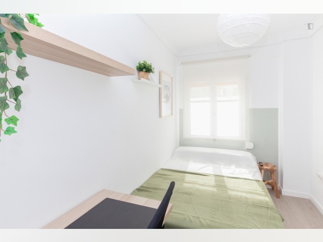 Spain furnished Room in Valencia, Valencia