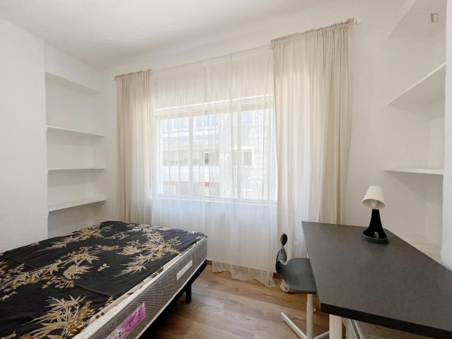 Spain furnished Room in Andalucia, Granada