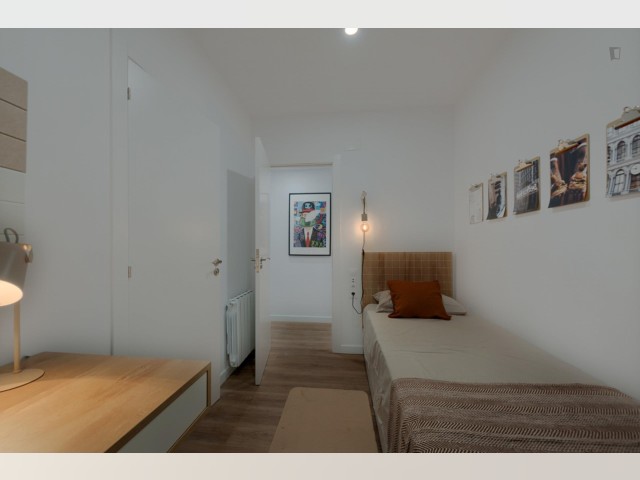 Spain furnished Room in Catalonia, Barcelona