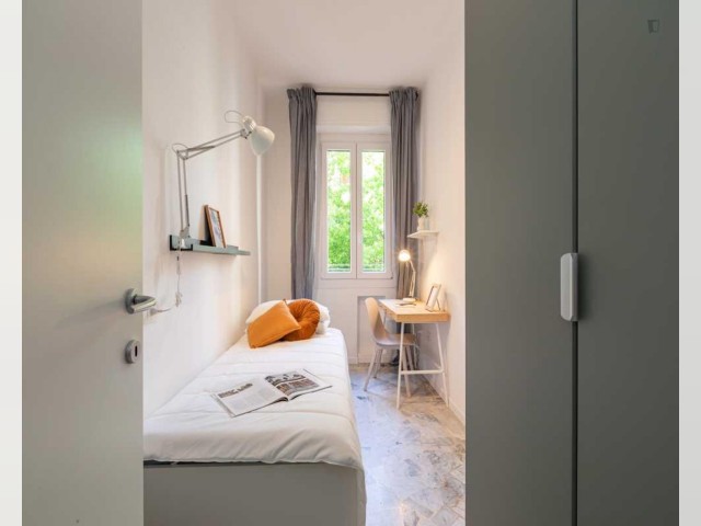 Italy furnished Room in Lombardy, Milan