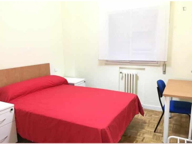 Spain furnished Room in Madrid, Madrid