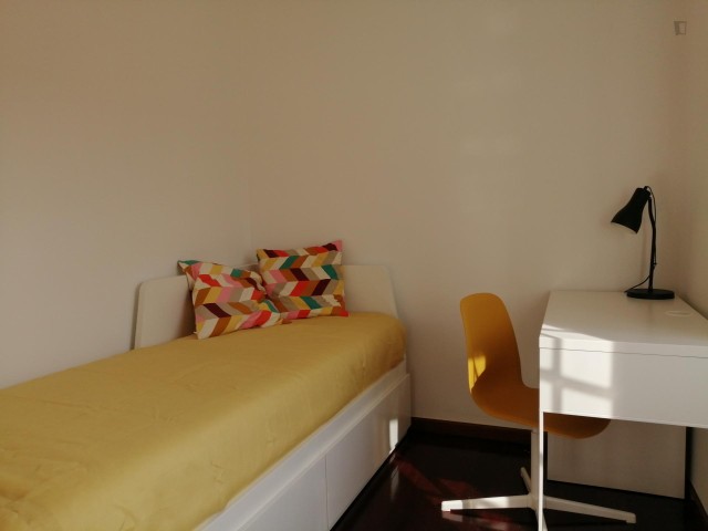 Portugal furnished Room in Lisboa-Tagus Valley, Lisbon