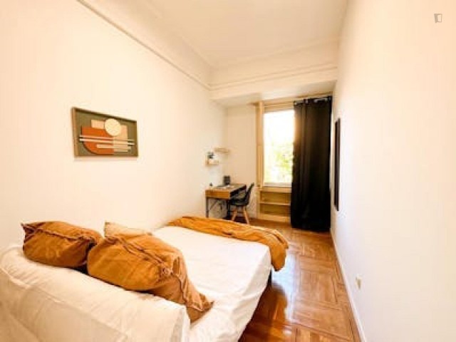 Spain furnished Room in Madrid, Madrid