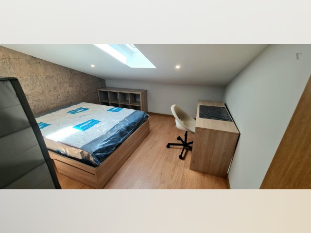 Portugal furnished Room in Beiras, Coimbra
