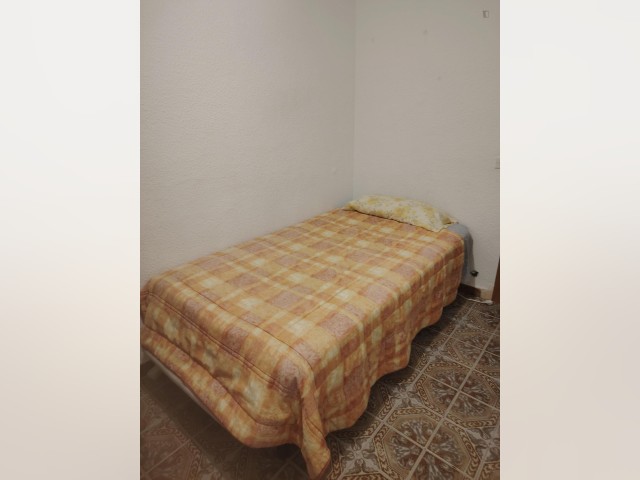 Spain furnished Room in Madrid, Madrid