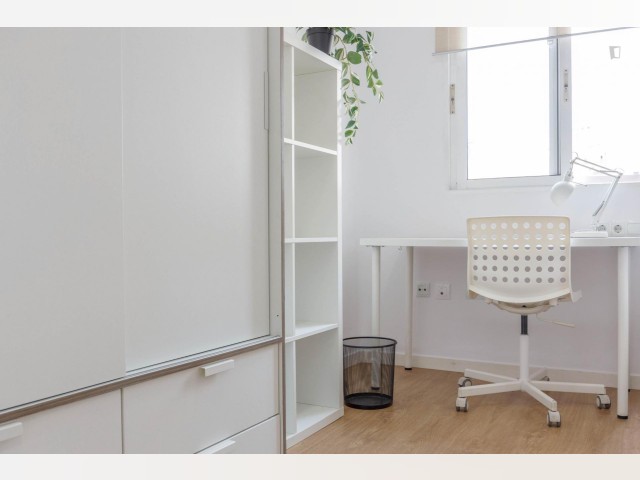 Spain furnished Room in Valencia, Valencia