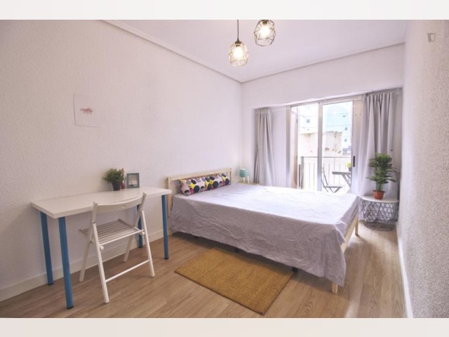 Spain furnished Room in Valencia, Valencia