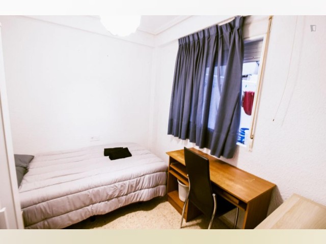 Spain furnished Room in Valencia, Valencia