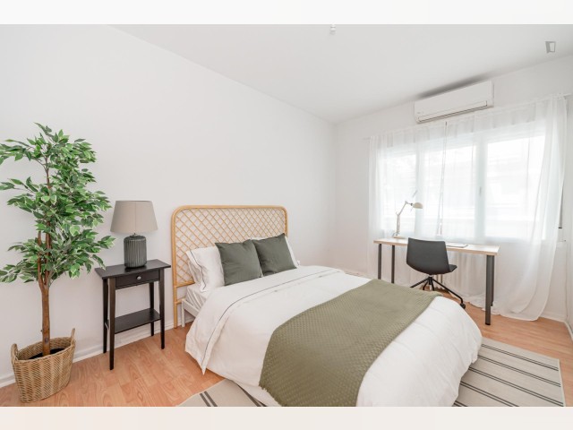 Spain furnished Room in Madrid, Madrid