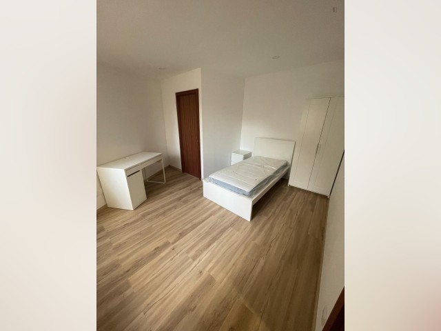 Portugal furnished Room in Beiras, Coimbra