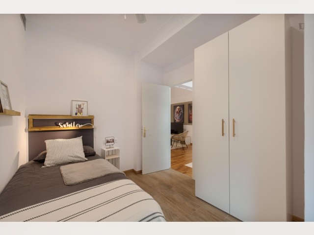 Spain furnished Room in Catalonia, Barcelona