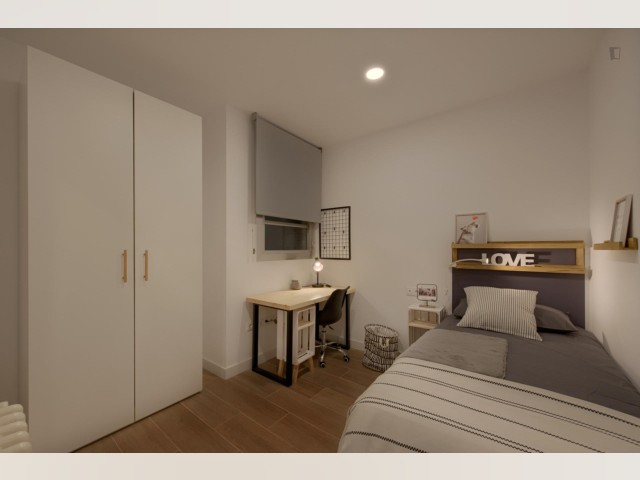 Spain furnished Room in Catalonia, Barcelona