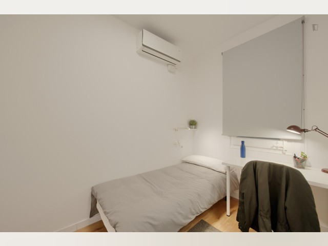 Spain furnished Room in Catalonia, Barcelona