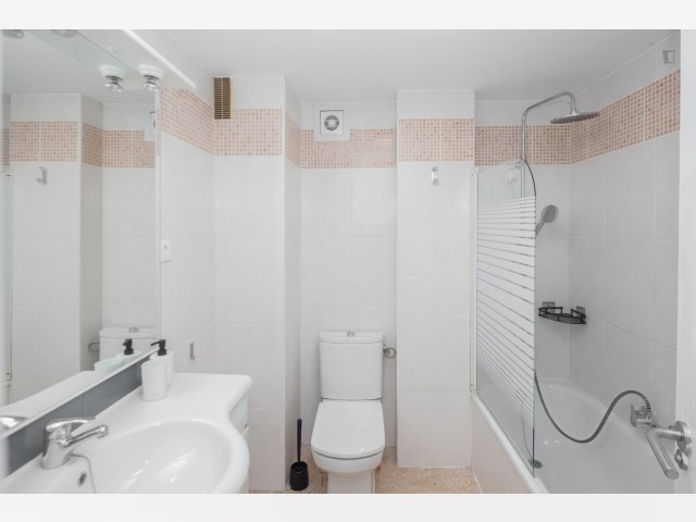 Spain furnished Room in Valencia, Valencia