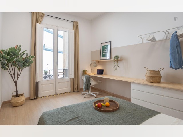 Spain furnished Room in Catalonia, Barcelona