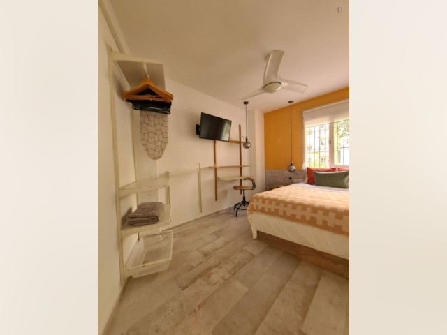 Spain furnished Room in Valencia, Valencia