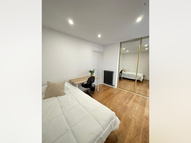 Spain furnished Room in Navarra, Pamplona