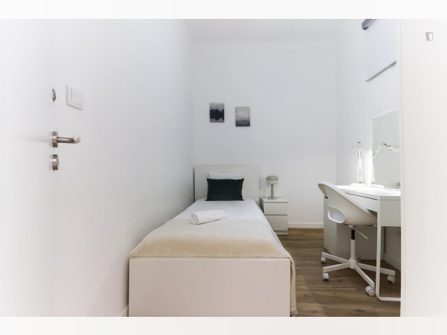Portugal furnished Room in Lisboa-Tagus Valley, Lisbon