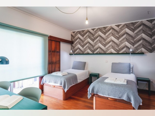 Portugal furnished Room in Porto-North Portugal, Aveiro