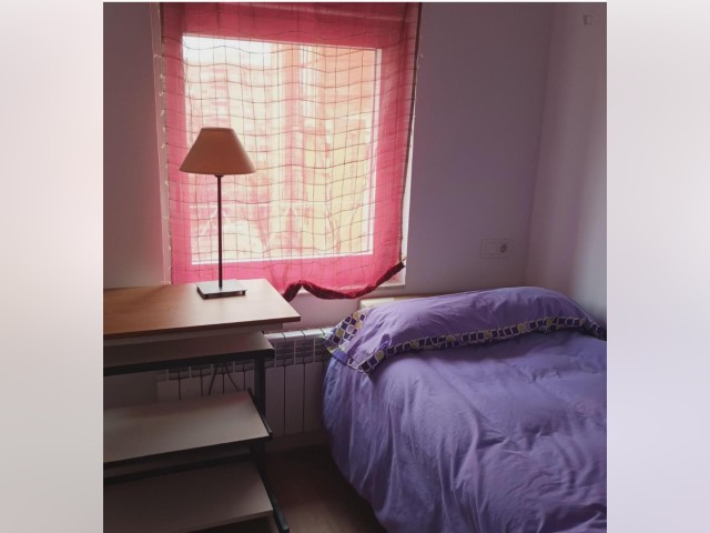 Spain furnished Room in Castilla y Leon, Salamanca