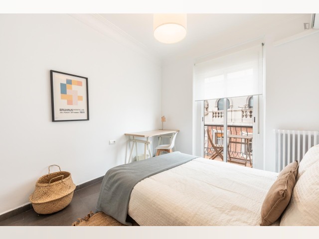 Spain furnished Room in Valencia, Valencia