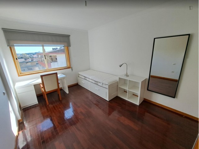 Portugal furnished Room in Porto-North Portugal, Porto Oporto