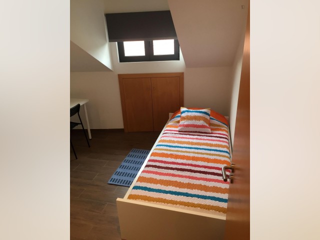 Portugal furnished Room in Porto-North Portugal, Porto Oporto