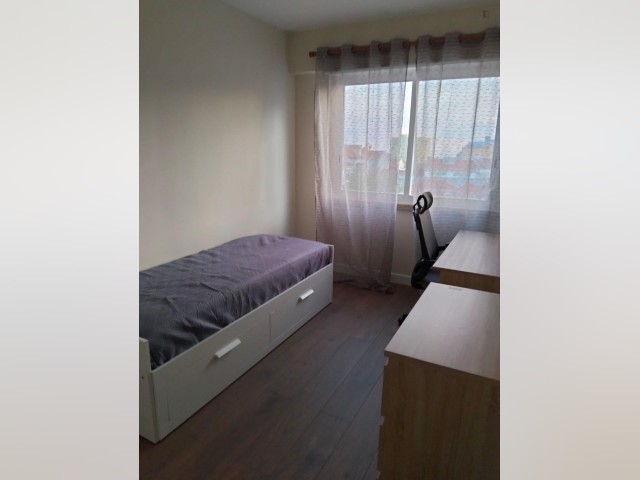 Portugal furnished Room in Lisboa-Tagus Valley, Lisbon