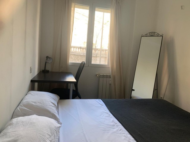 Spain furnished Room in Madrid, Madrid