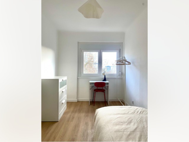 Portugal furnished Room in Lisboa-Tagus Valley, Lisbon