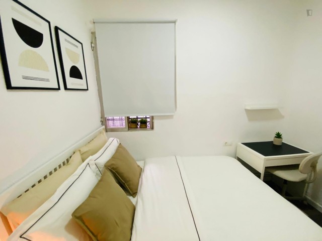 Spain furnished Room in Madrid, Madrid
