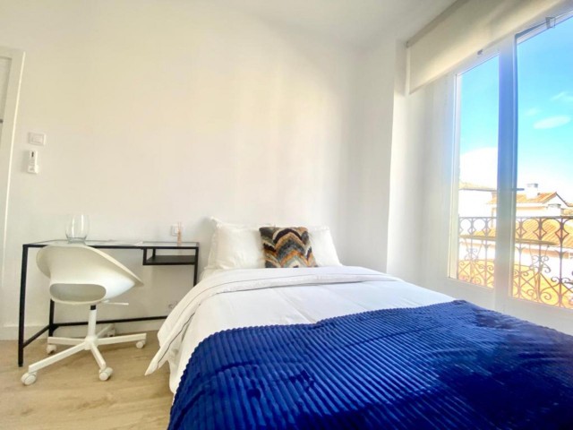 Spain furnished Room in Madrid, Madrid