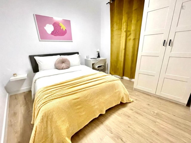Spain furnished Room in Madrid, Madrid