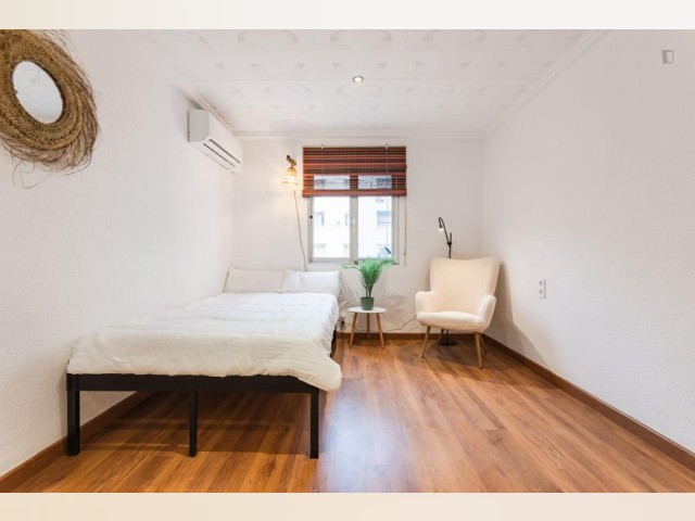 Spain furnished Room in Valencia, Valencia