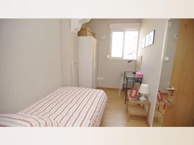 Spain furnished Room in Valencia, Valencia