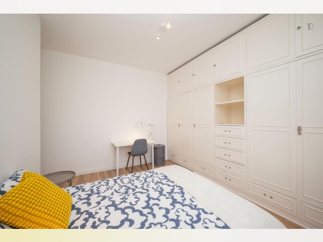 Portugal furnished Room in Lisboa-Tagus Valley, Lisbon