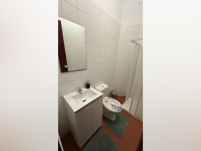 Portugal furnished Room in Porto-North Portugal, Braga