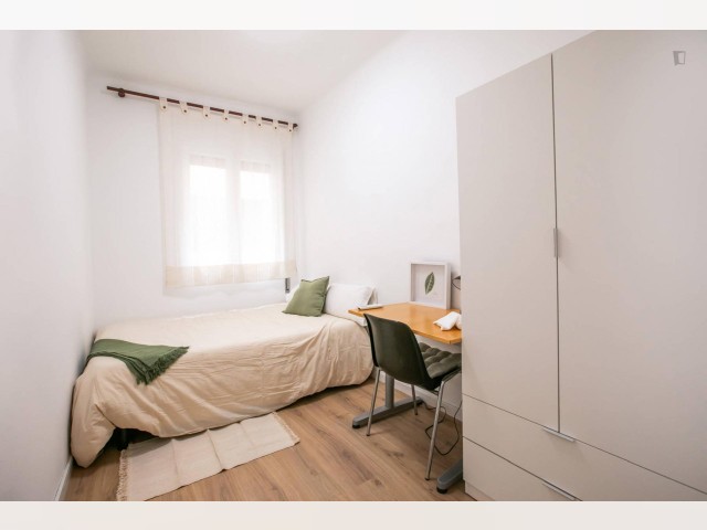 Spain furnished Room in Catalonia, Barcelona