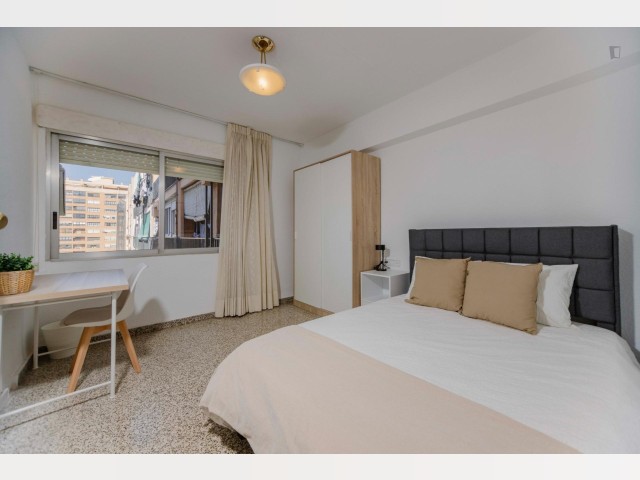 Spain furnished Room in Valencia, Valencia